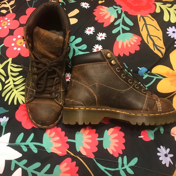 Dr. Martens Shoes - WORN ONCE DOC MARTENS (+original box)!